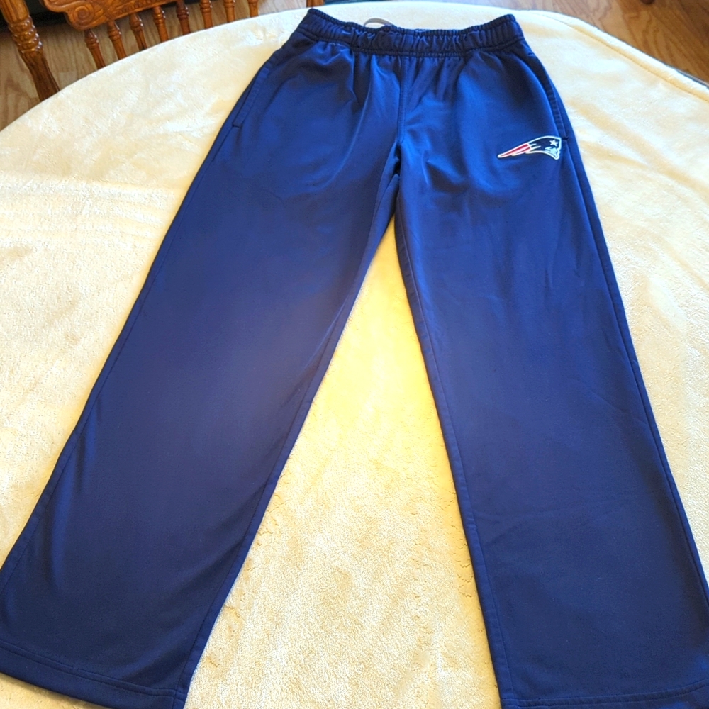 NFL Patriots Youth Navy Blue Joggers Size Medium